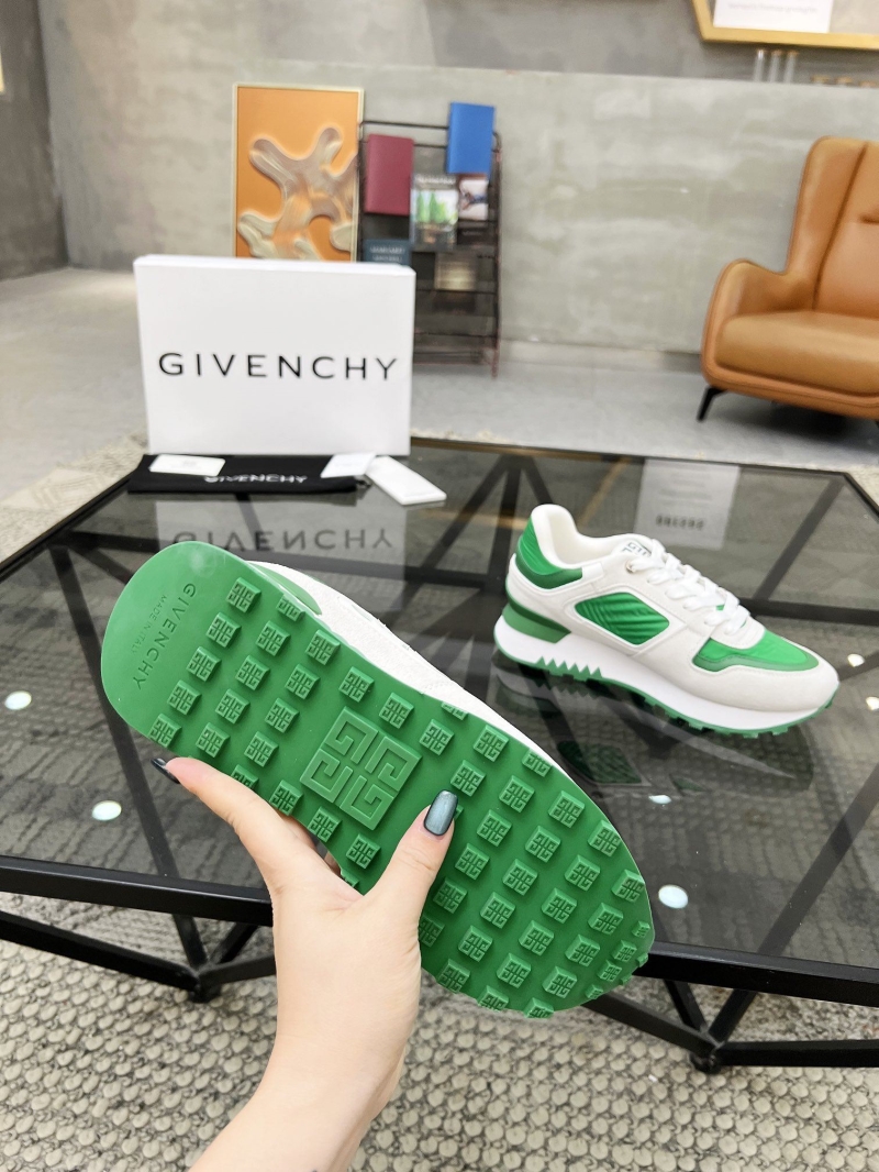 Givenchy Sneakers